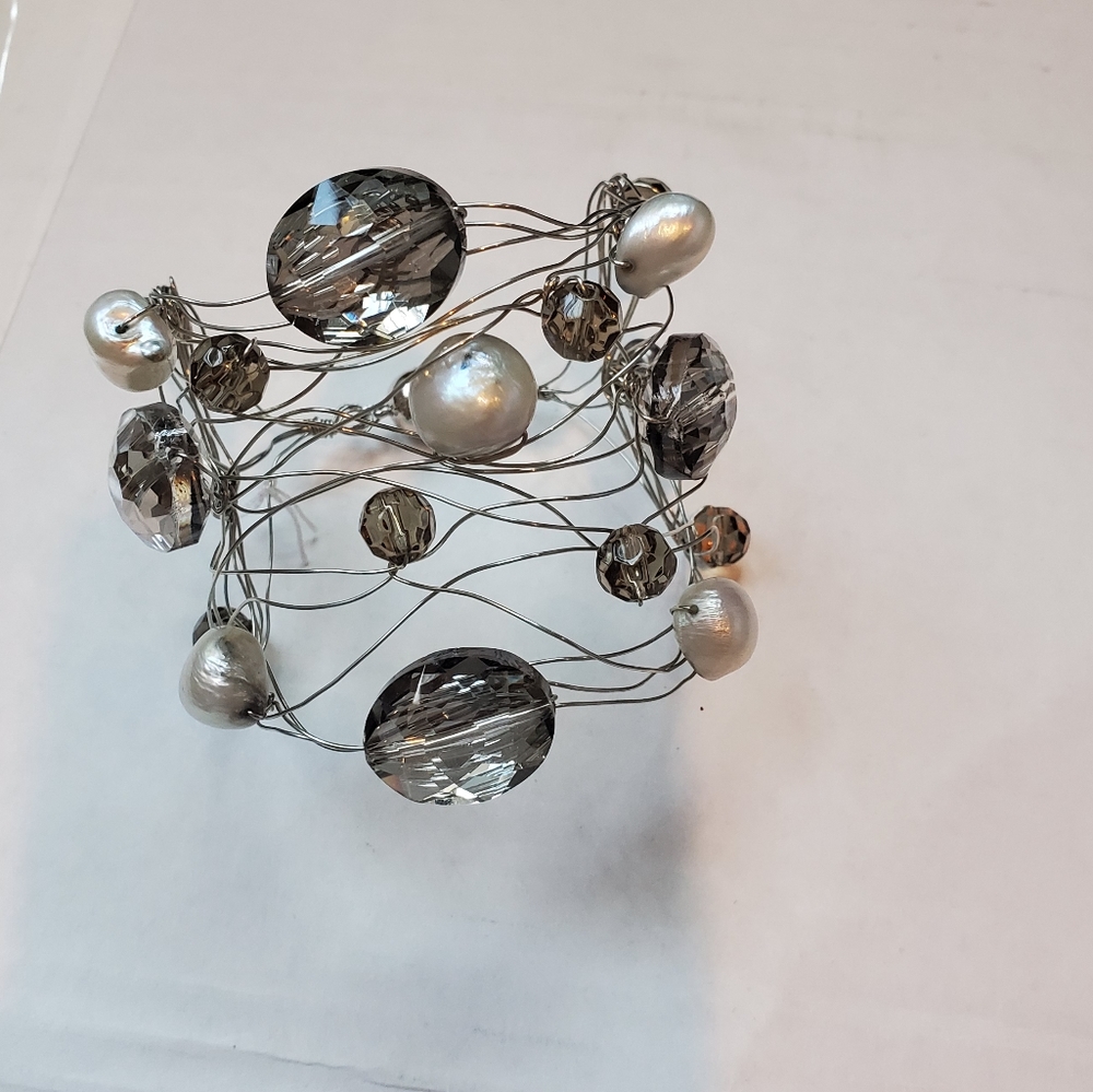 New pearl and silver bracelet